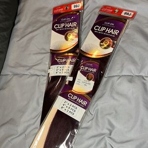 Clip in hair extensions. 100% Remy Human Hair. One pack 18” one pack 22”